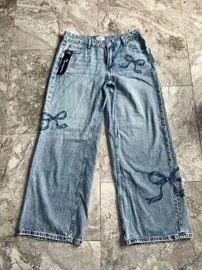 Simple Society Women's High-Rise Wide-Leg Bow Embroidered Jeans 11 / 30